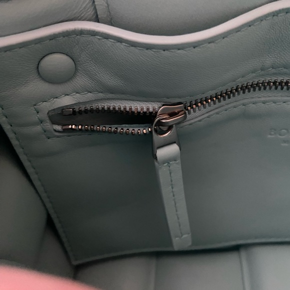 Bottega Veneta Padded Intrecciato Cassette in Spearmint - Picture 15 of 16